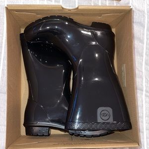 BRAND NEW Kids UGG’s Rain-boots